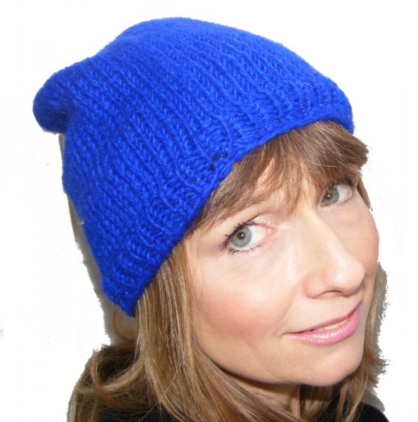 Cool Handknitted Woollen Blue Slouch Beanie Hat with fleece lining ideal for skaters and snowboarders